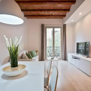 sant-pau-suites.topbarcelonahotels.com/