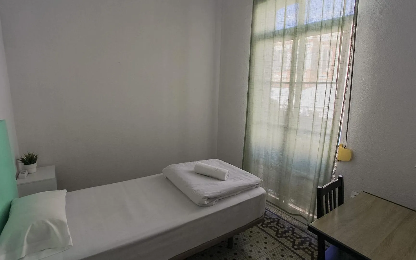 Guest house Bbtk Bed And Bike Hotel Malaga