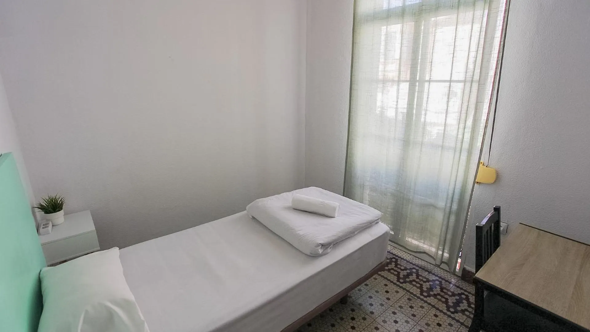Bbtk Bed And Bike Hotel Malaga Guest house