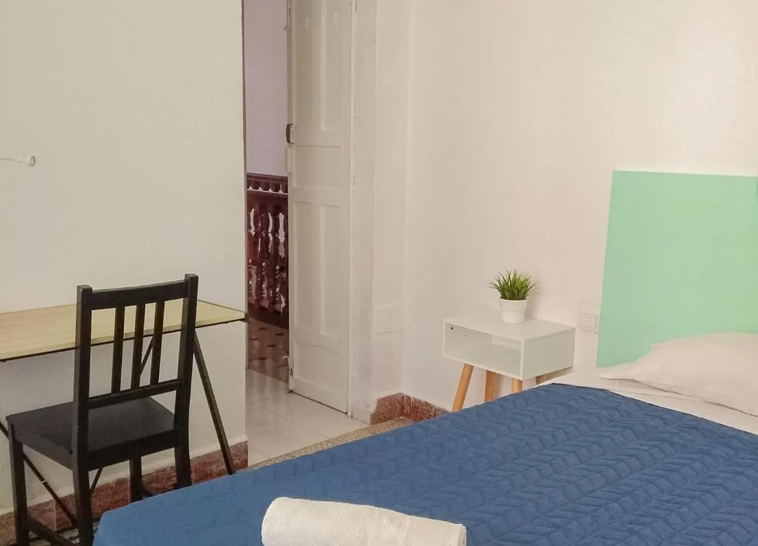Bbtk Bed And Bike Hotel Malaga