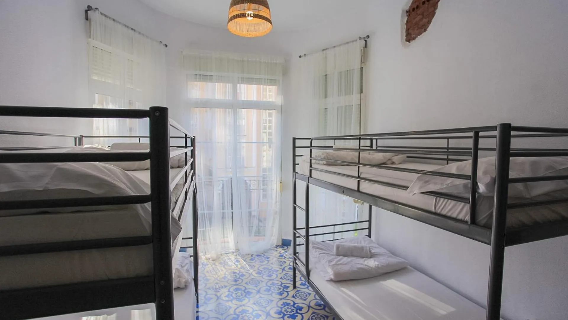Bbtk Bed And Bike Hotel Malaga