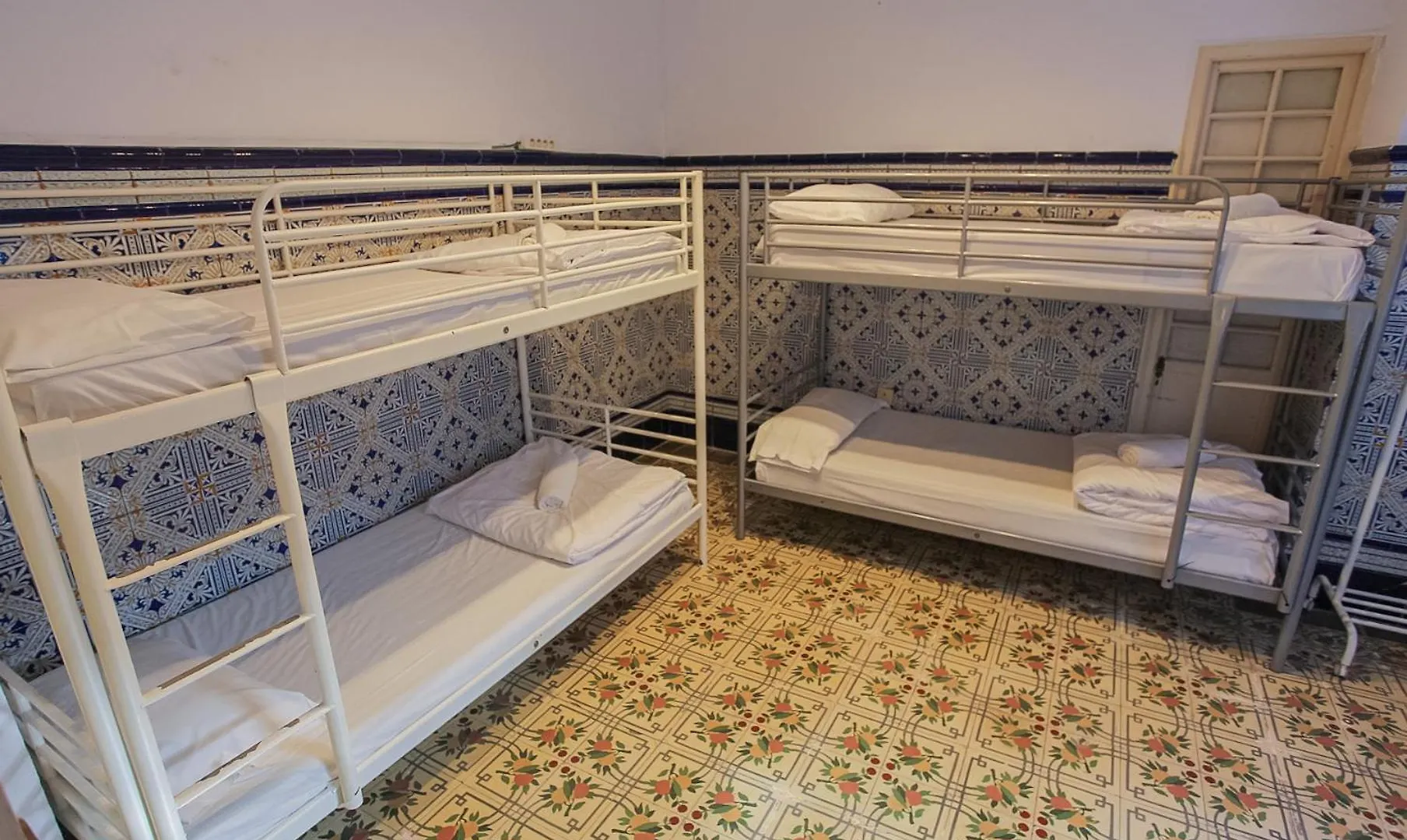 Bbtk Bed And Bike Hotel Malaga Spain